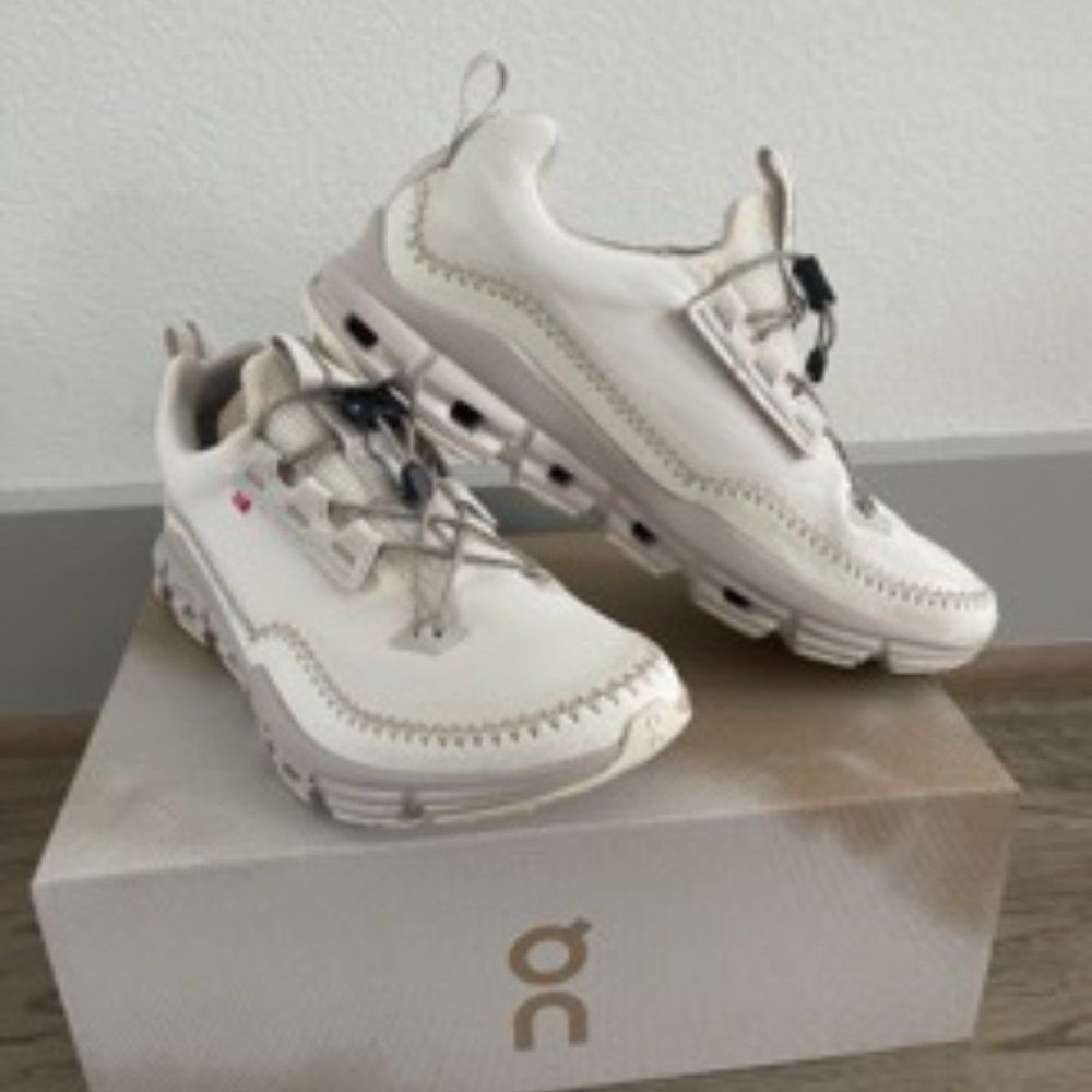 ON CLOUD - BRAND NEW!